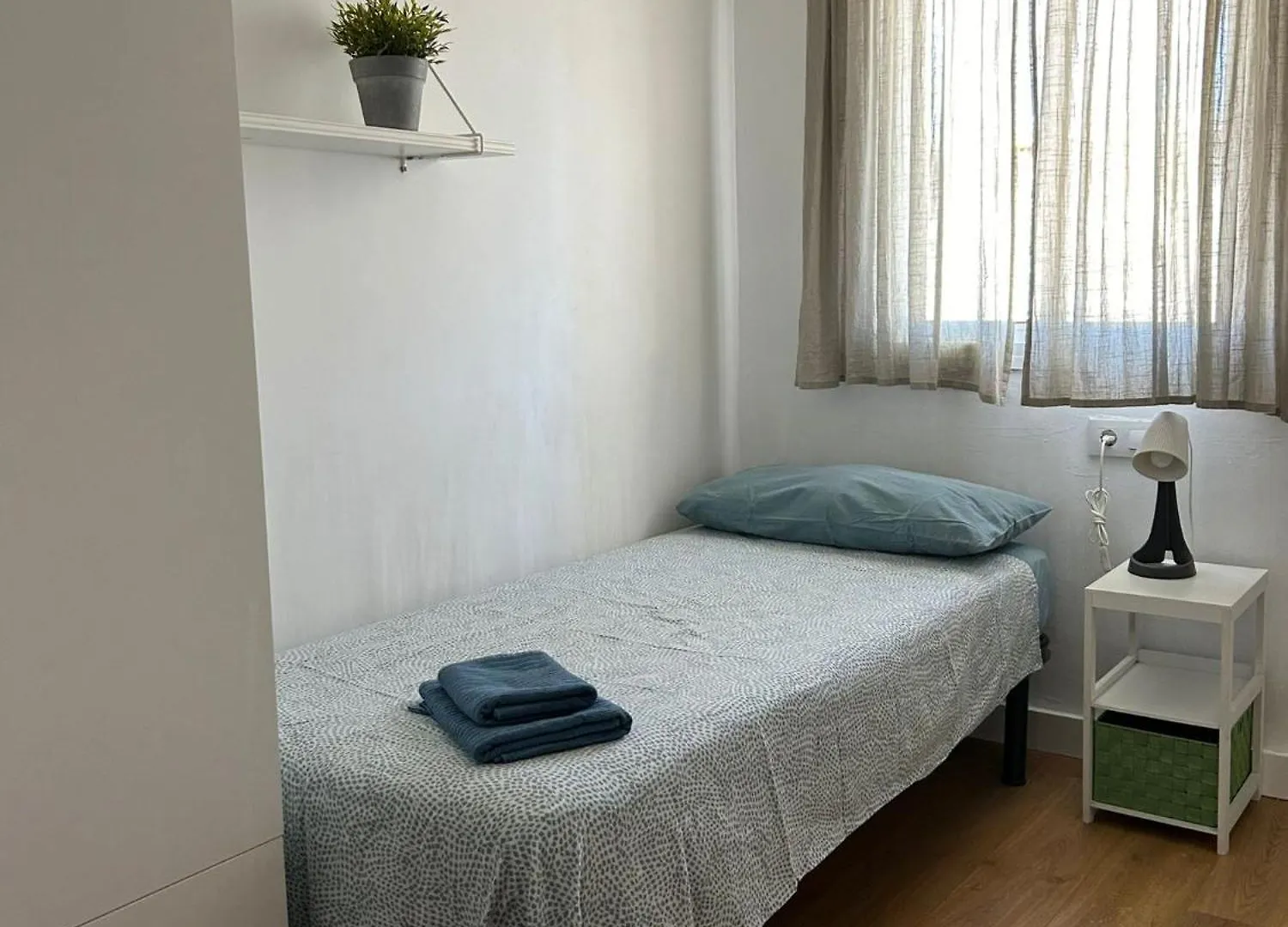 ヘレスApartamento Paseo Las Vinasアパートメント スペイン