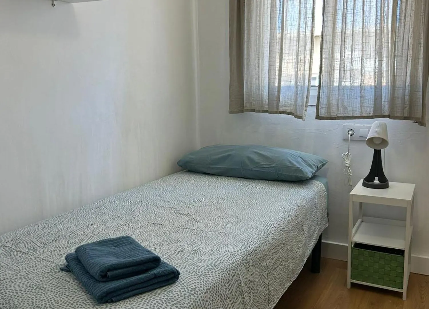 ヘレスApartamento Paseo Las Vinasアパートメント アパート